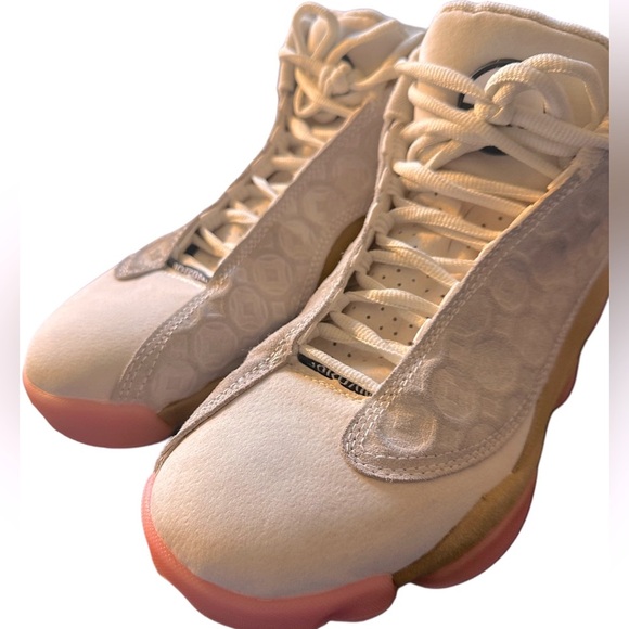 WOMEN’S JORDAN ‘B’ RETRO 2013 SIZE 8 SUEDE - Picture 1 of 16